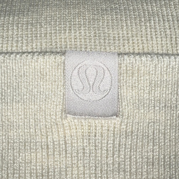 Lululemon Warm Revelation Beanie Cream One Size NWT main image 9